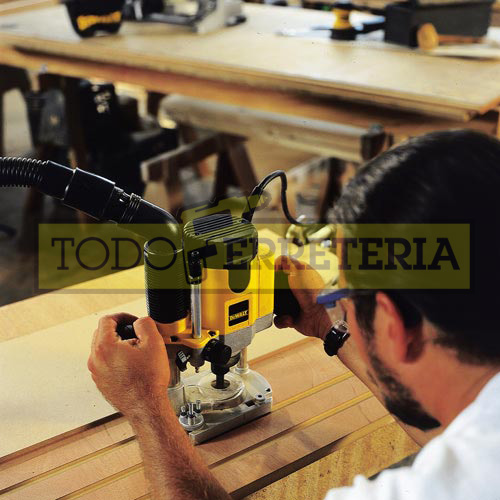 Todoferreteria - Fresadora DeWalt DW621