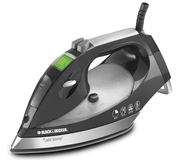 Black & Decker Digital Advantage Steam Iron, Gray/White